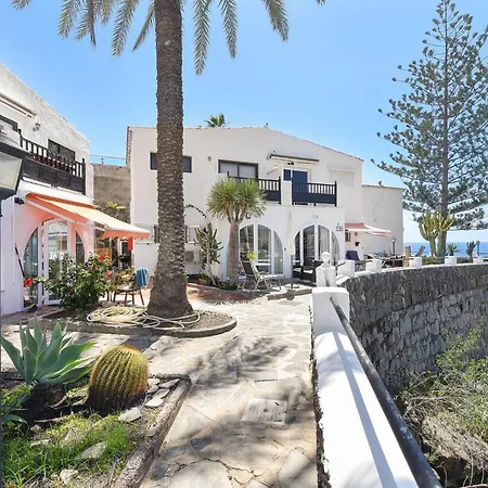 Canarios 122 By Villagrancanaria *
